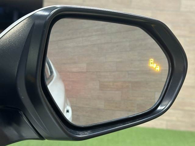 トヨタ&nbsp;C-HRの画像6