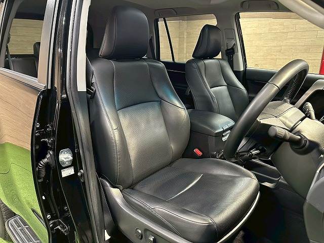 トヨタ&nbsp;ランドクルーザープラドの画像9