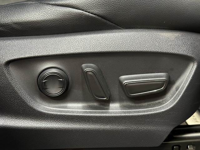 トヨタ カローラクロスの画像15