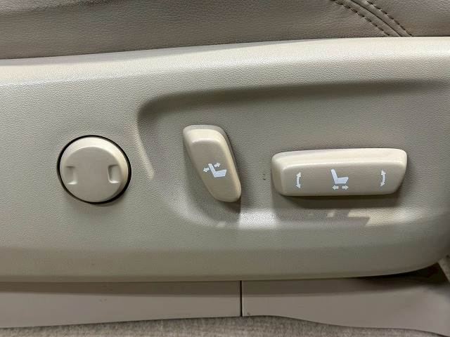 トヨタ&nbsp;ランドクルーザープラドの画像8