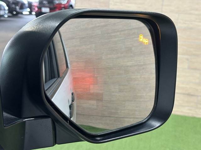 三菱&nbsp;デリカD5の画像7