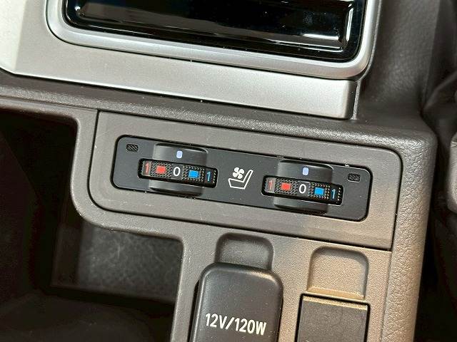 トヨタ ランドクルーザープラドの画像6
