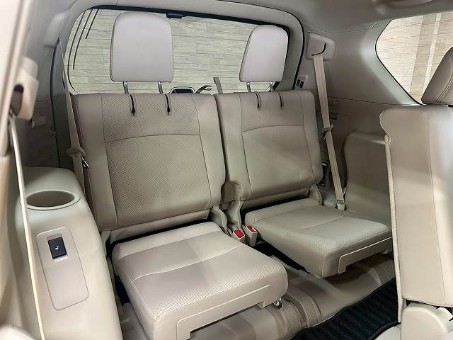 トヨタ ランドクルーザープラドの画像11