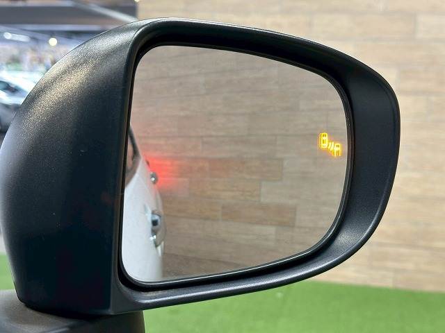 ライズハイブリッド Z 内装他