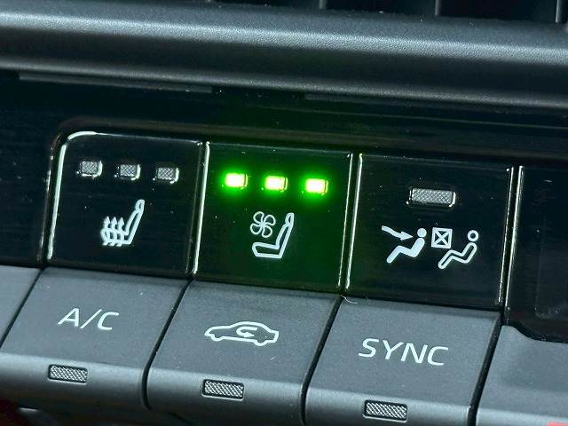 トヨタ&nbsp;クラウンエステートの画像16