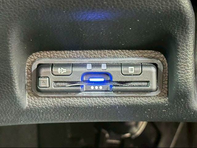 ホンダ ヴェゼルハイブリッドの画像15