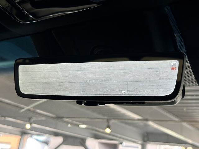 ハリアー□Z “Leather Package” 内装他