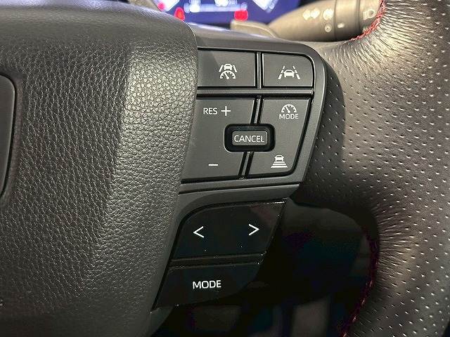 クラウンスポーツSPORT RS (PHEV) 内装他