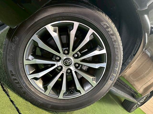 トヨタ&nbsp;ランドクルーザープラドの画像12