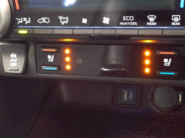 トヨタ&nbsp;RAV4の画像6