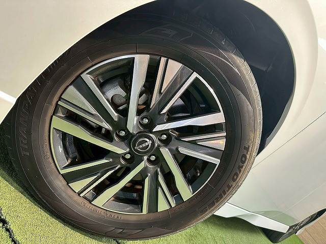 日産 セレナの画像12