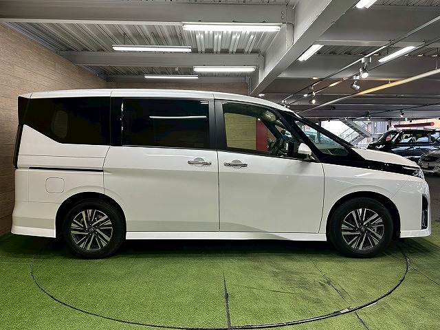 日産 セレナの画像18