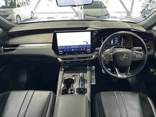 RXRX500h “F SPORT Performance” 内装他
