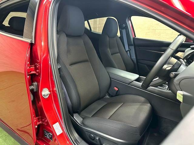 マツダ&nbsp;MAZDA3 FASTBACKの画像9