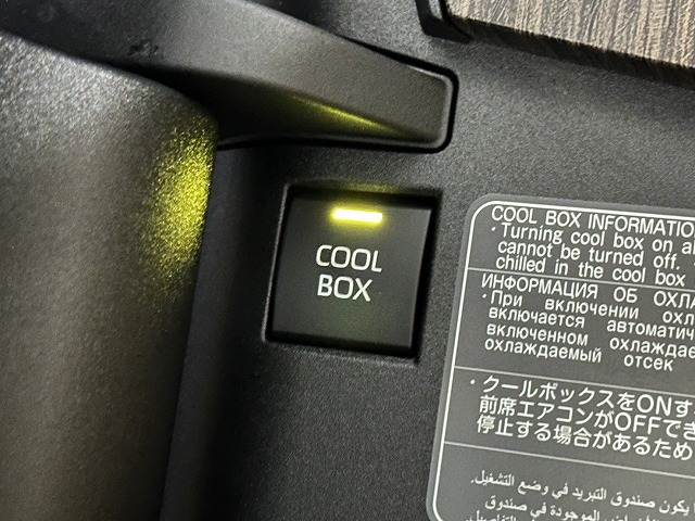 トヨタ&nbsp;ランドクルーザー300系の画像7
