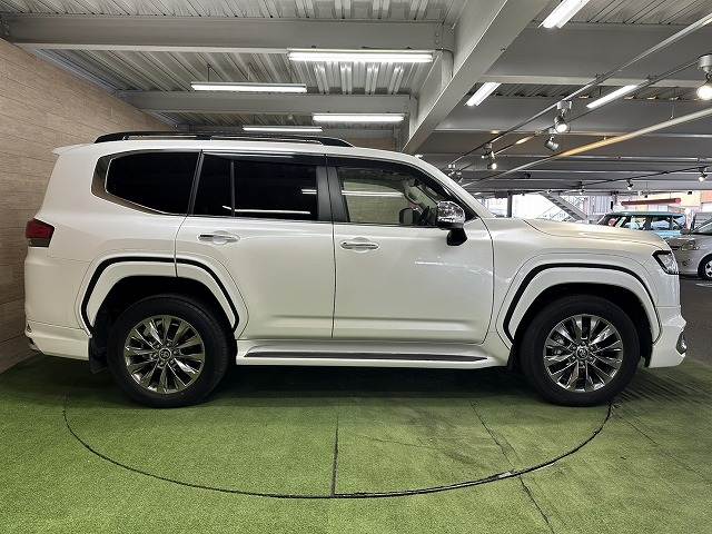 トヨタ&nbsp;ランドクルーザー300系の画像18