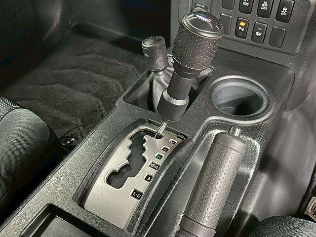 トヨタ&nbsp;FJクルーザーの画像8
