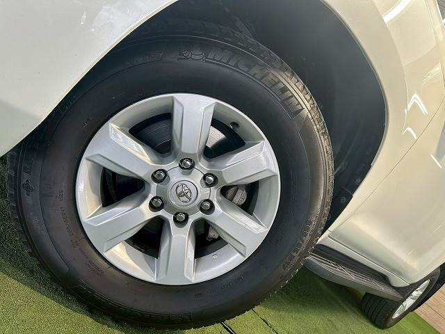 トヨタ ランドクルーザープラドの画像13