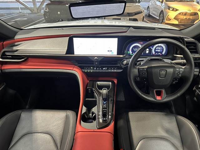 クラウンスポーツ□SPORT RS (PHEV) 内装他