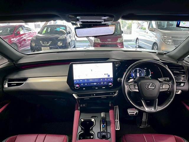 RXRX500h “F SPORT Performance” 内装他