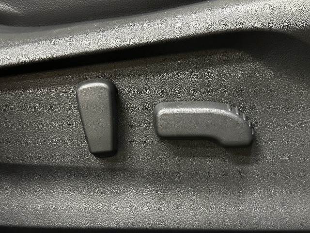 スバル フォレスターの画像14