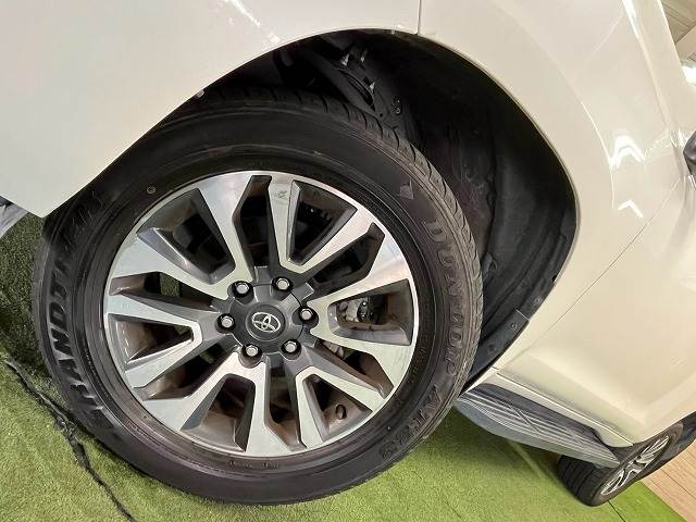 トヨタ ランドクルーザープラドの画像19