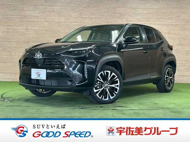 トヨタヤリスクロスZ AppleCarPlay/全方位カメラ/フルセグTV/シートヒーター/ステアリングヒーター/パワーシート/カーキ合皮/オートハイビーム/レーダークルーズコントロール/ブラインドスポットモニター/ETC 外観
