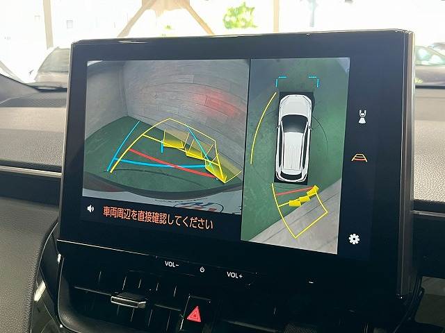 カローラクロスGRスポーツ パノラマルーフ/AppleCarPlay/10.5型ナビ/全方位カメラ/パワーバックドア/アドバンストパーク/フルセグTV/シートヒーター/ステアリングヒーター/レーダークルーズコントロール 内装他
