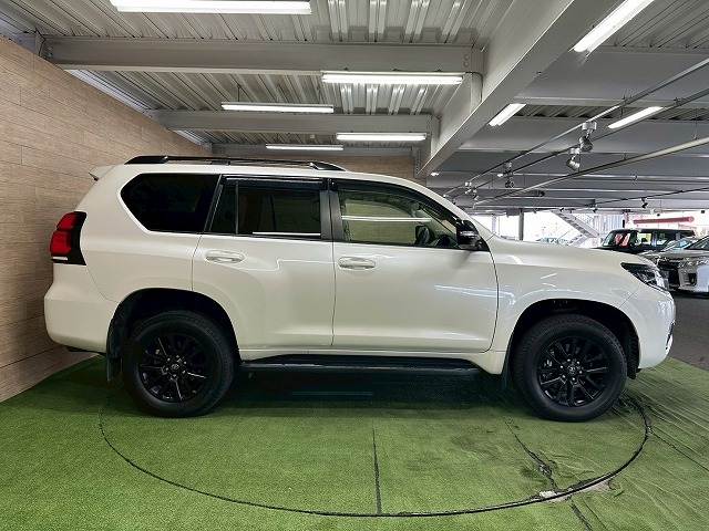 トヨタ ランドクルーザープラドの画像18