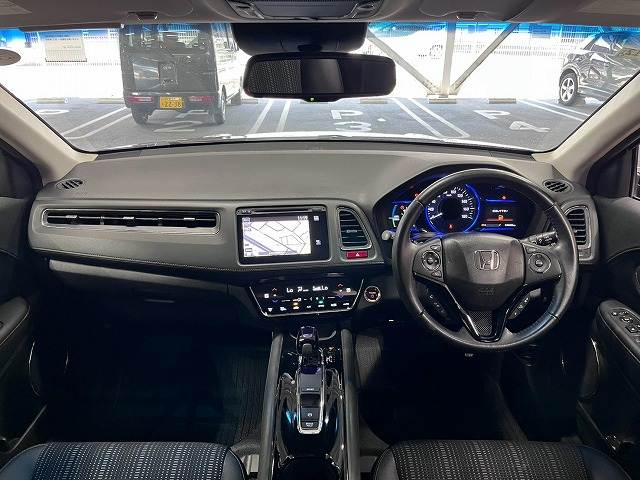 ホンダヴェゼルハイブリッドHYBRID Z 内装他