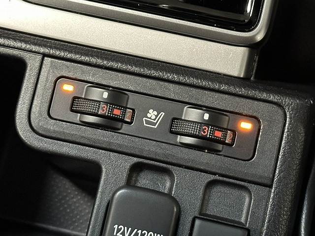 トヨタ&nbsp;ランドクルーザープラドの画像9