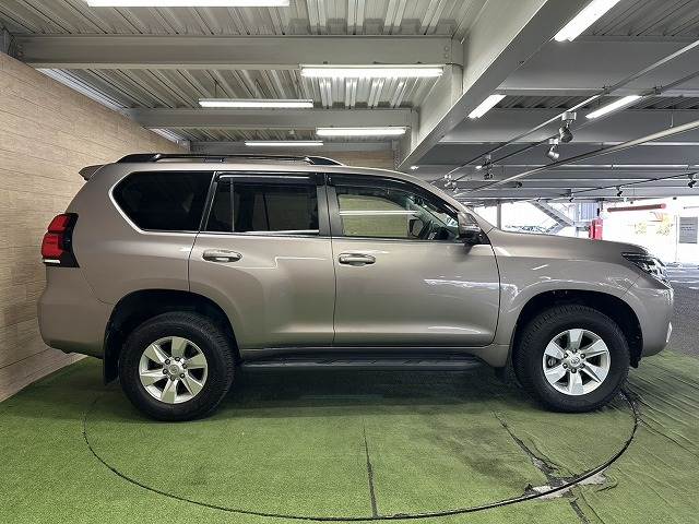 トヨタ&nbsp;ランドクルーザープラドの画像18