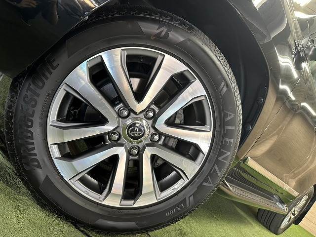 トヨタ ランドクルーザー200系の画像19