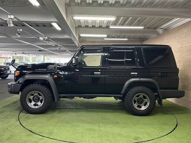 トヨタ ランドクルーザー70系の画像17