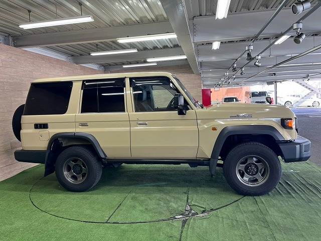 トヨタ ランドクルーザー70系の画像18