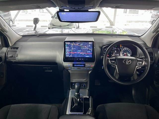 トヨタ&nbsp;ランドクルーザープラドの画像2