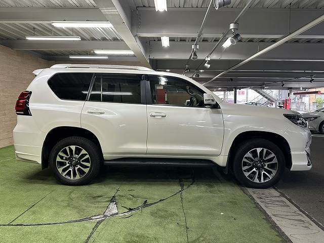 トヨタ&nbsp;ランドクルーザープラドの画像18