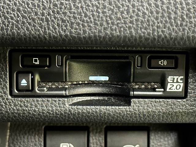 トヨタ クラウンクロスオーバーの画像10