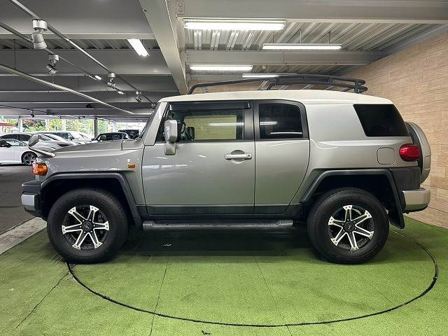トヨタ&nbsp;FJクルーザーの画像17