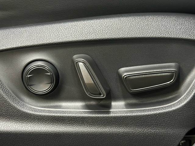 トヨタ クラウンクロスオーバーの画像8