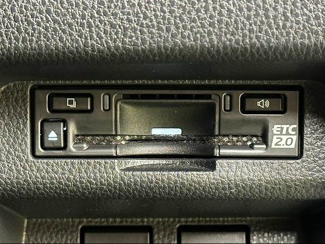 トヨタ クラウンクロスオーバーの画像10