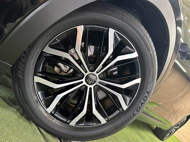 トヨタ クラウンクロスオーバーの画像19