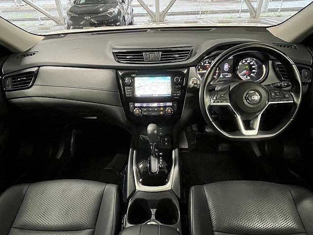 日産エクストレイル20Xi HYBRID 内装他