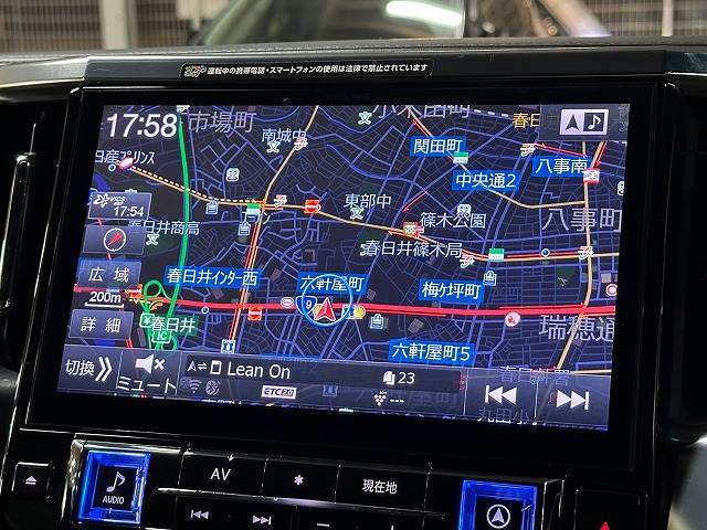 トヨタ ヴェルファイアの画像3