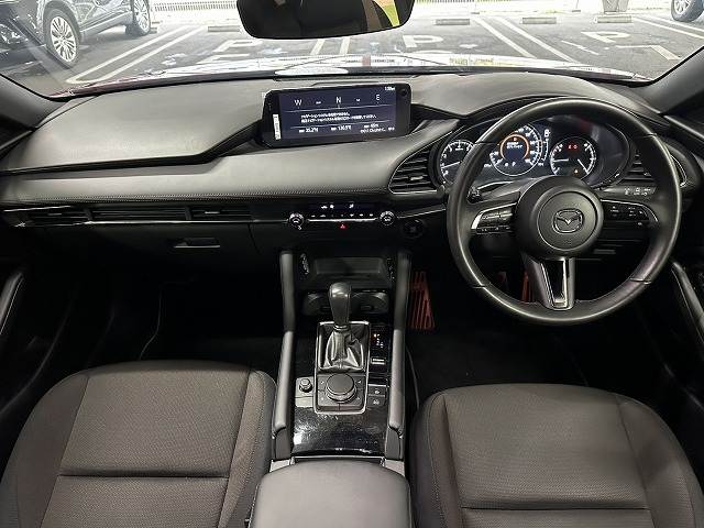 マツダMAZDA3 FASTBACK15S Touring 内装他