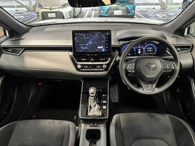 トヨタカローラクロスGR SPORT 内装他