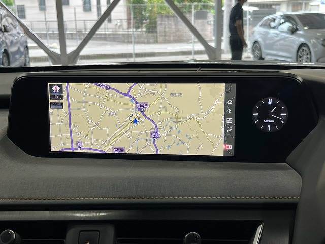 UXUX250h“version L” 内装他