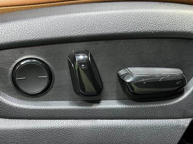 UXUX250h“version L” 内装他
