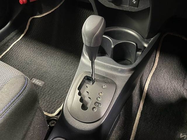 トヨタ ヴィッツの画像9