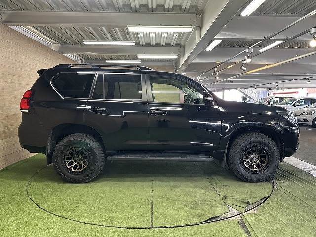 トヨタ ランドクルーザープラドの画像18